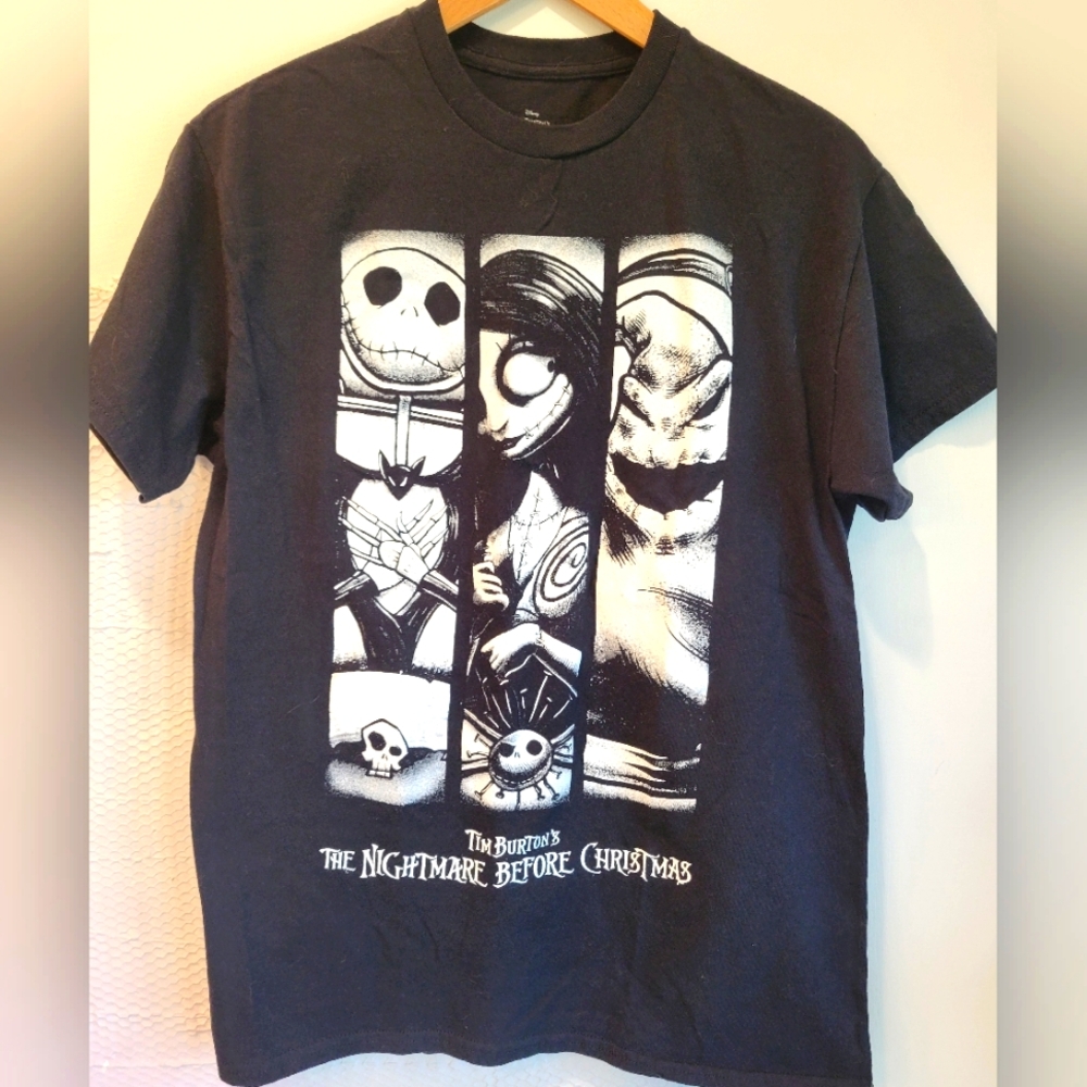 Tim Burton’s The Nightmare Before Christmas Disney T Shirt Womens Medium Black